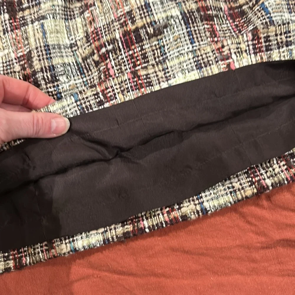 Chanel Skirt Size 42 (10) With Extra Fabric and Button